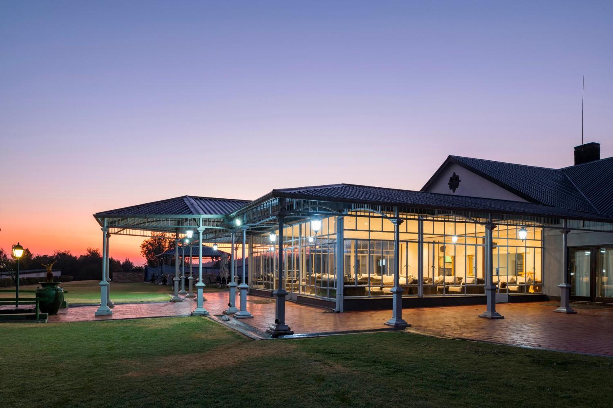 Troutbeck Resort Nyanga Екстер'єр фото